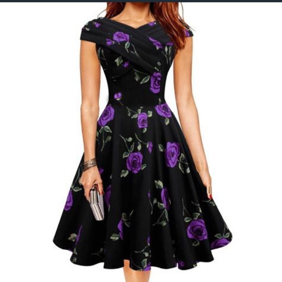 Dresses & Skirts - Floral vintage style dress